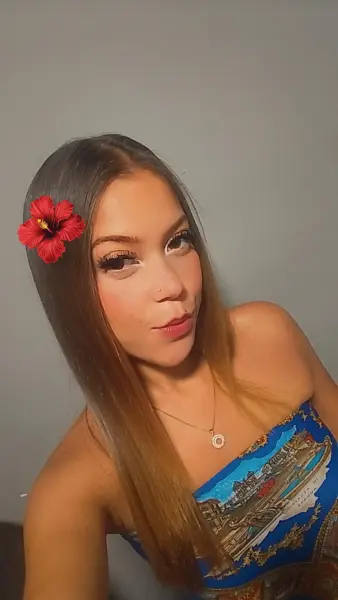 Baixinha Loirinha e Ninfetinha 🔥