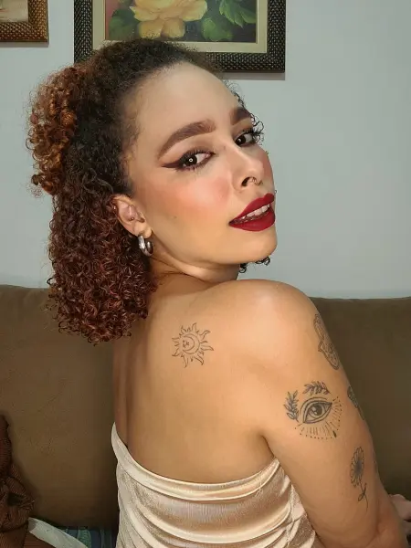 Ruivinha apenas virtual!!!