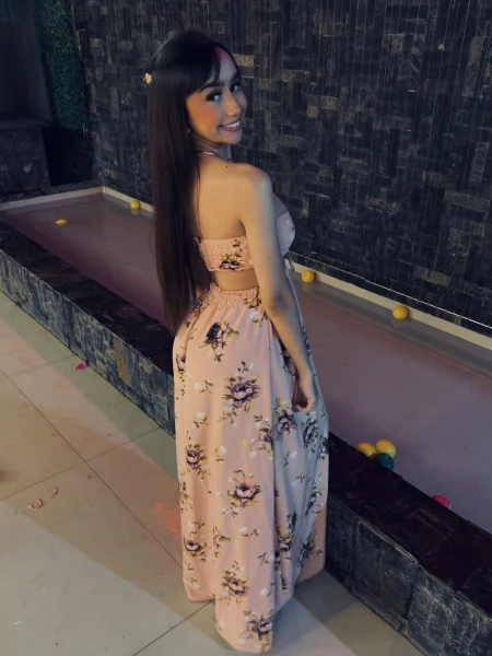 Novinha, linda simpática 