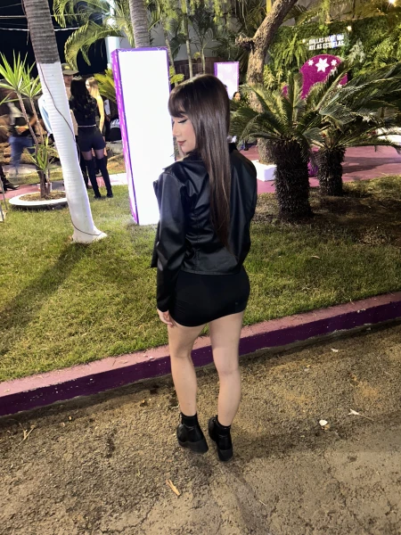 Novinha, linda simpática 