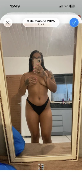 Aline Reis 