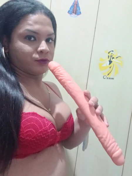 Trans  22cm com peito grande 