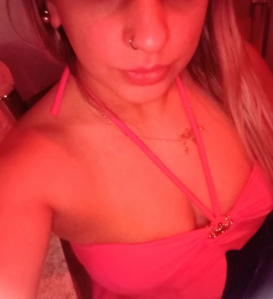 Olá meu chamo mia  😙🔥