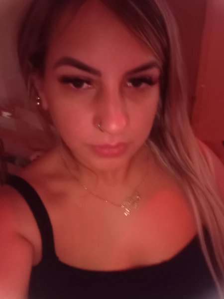 Olá meu chamo mia  😙🔥