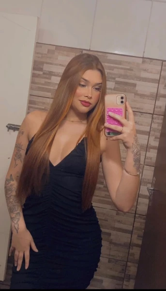 Oi, seja bem-vindo. Me chamo Letícia Zaskia, sou uma escort jovem de 23 aninhos. Tenho belas curvas, corpo bonito e seios chamativos.
