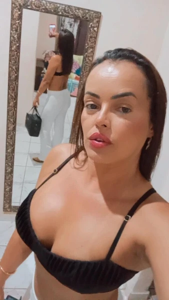 Laura Acompanhante Caratinga MG 