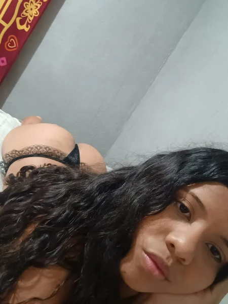 Vendedora de conteúdos caseiros.😈