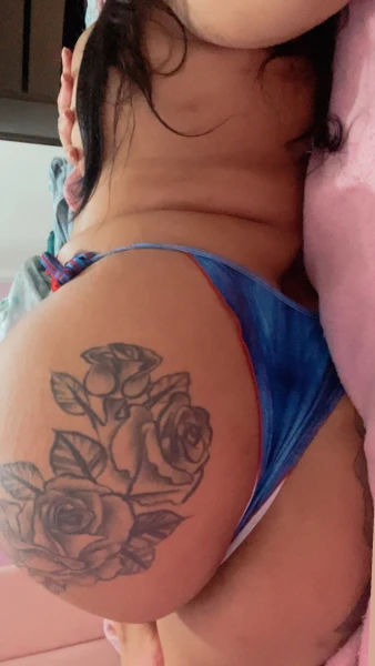 Rapidinha com a gostosa do bundäo