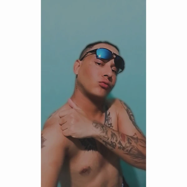 Acompanhante de luiz Eduardo Magalhães 