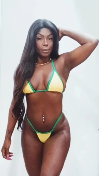 Brunna . Carioca novidade em Governador Valadares. É meu amor muito prazer a rainha do anal