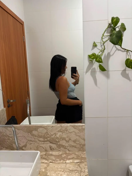 Morena safadinha discreta e sensual 