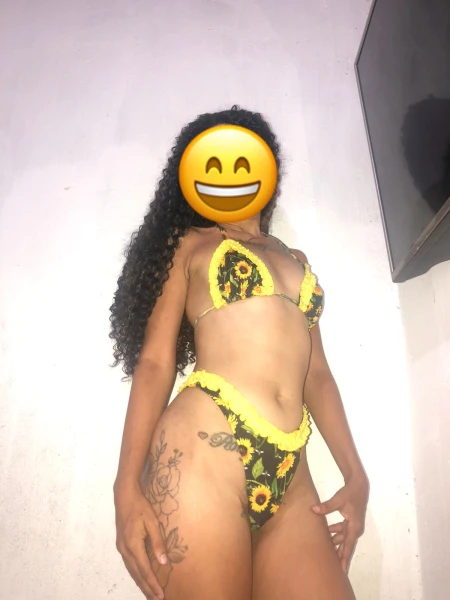 Realizo teus feitiche e teus desejos com carinho i sem pressa 