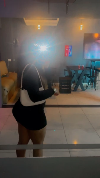 Juliana fonti acompanha carinhosa