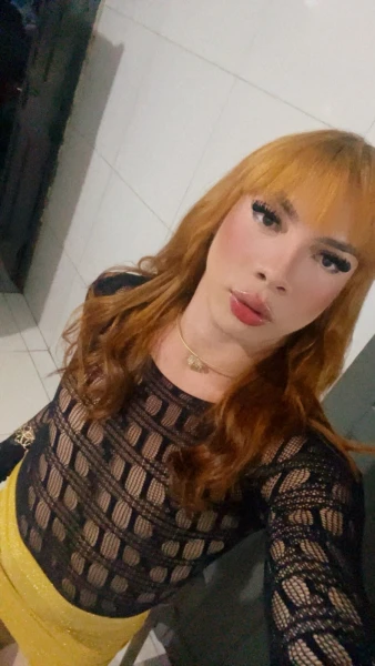 Ruivinha sexy
