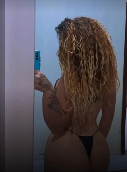  Meu nome é Eduarda tenho 20,realiza fetiches, atende casal ,atende ate dois homens, faz completo