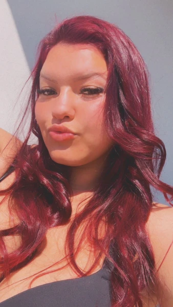 Thalita Ruiva 