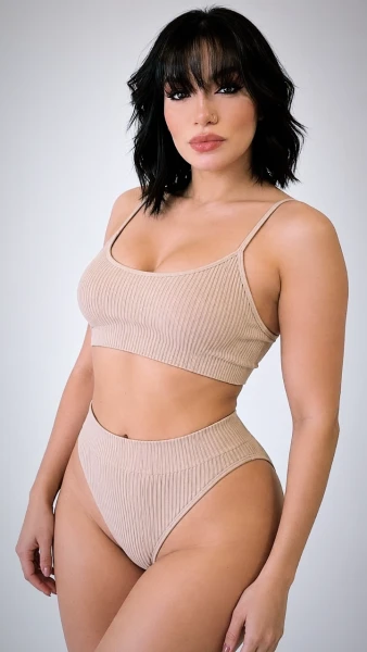 Bárbara bueno 