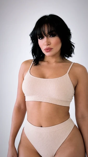 Bárbara bueno 