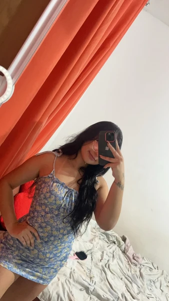 Acompanhante de luxo presencial e virtual
