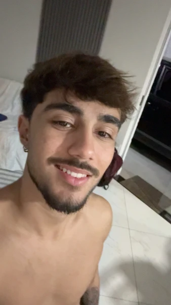 Guilherme novinho safado 