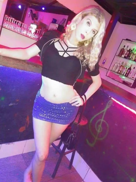 Loirinha baiana safada dotada