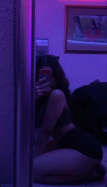 MORENA SENSUAL