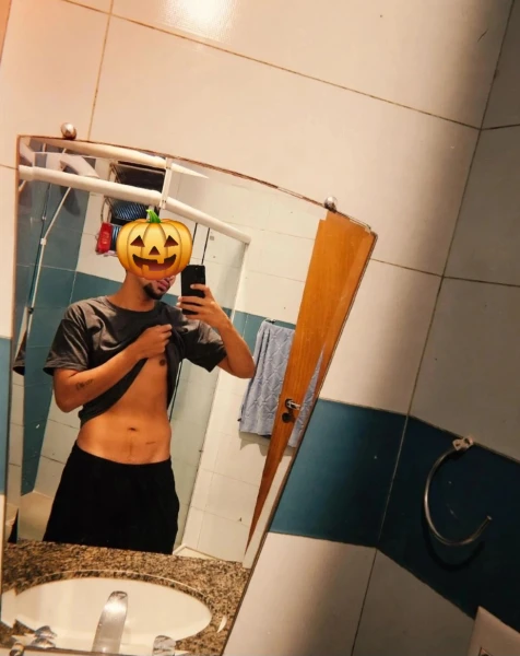 Novinho discreto 