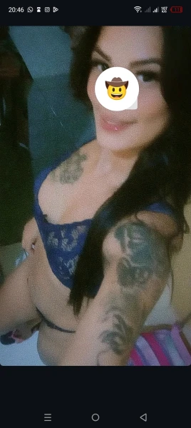 Magrinha tatuada, novata no site 
