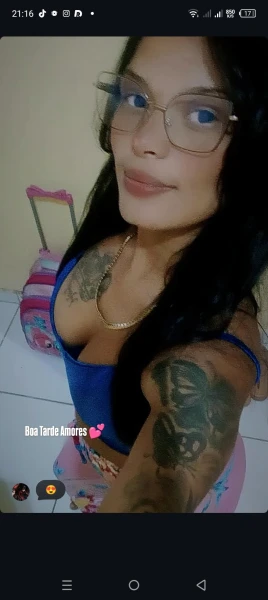Magrinha tatuada, novata no site 