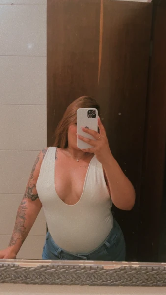 Acompanhante de luxo Cabo Frio 