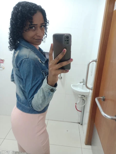 Acompanhante com local sarandi