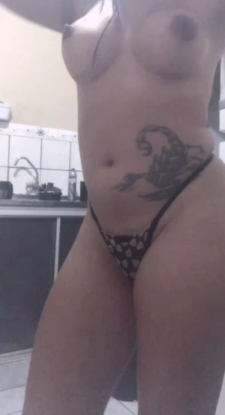Mulher Trans Disponível para Aqueles  Que Tem Bom Gosto 