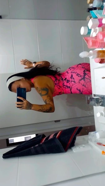 Novidade pra vocês ninfetinha bem danada e cheia de tesão 