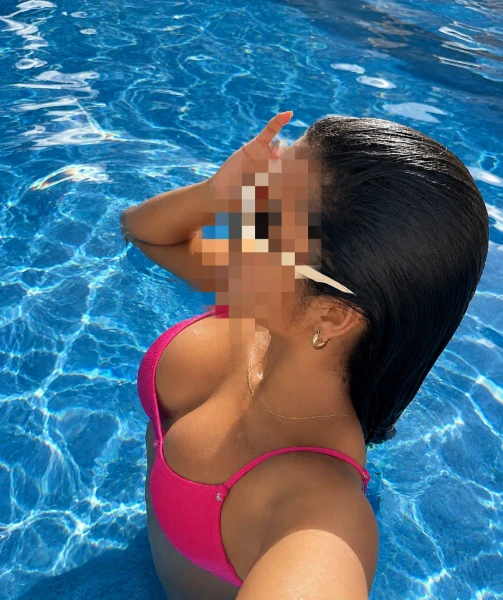 Morena ninfetinha 