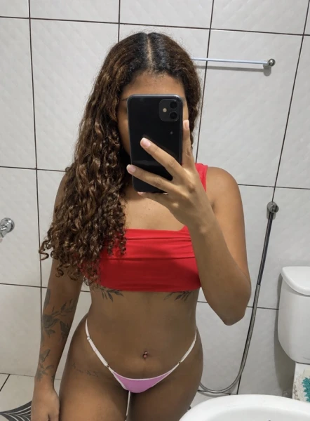 Olá, me chamo Manuzinha, estou aqui para te satisfazer 💗🙈