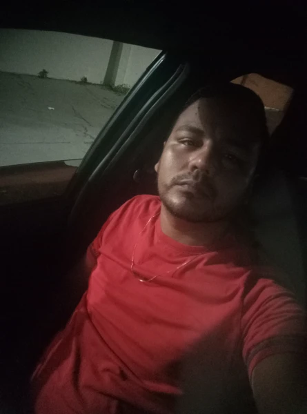Atendo casais que queiram sair da rotina,tudo no máximo sigilo.