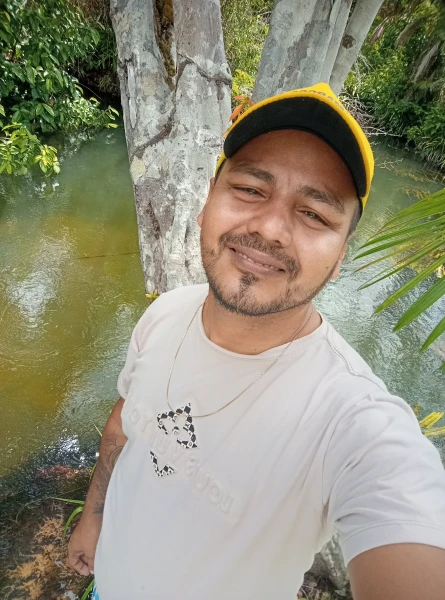 Atendo casais que queiram sair da rotina,tudo no máximo sigilo.