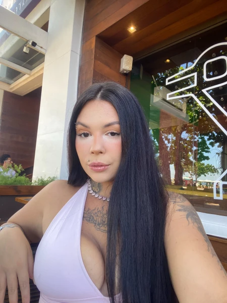 Cavalona tatuada estilo namoradinha 1º vez em Ipatinga