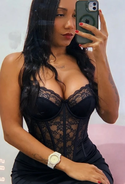 Tenho um lado doce, outro bem atrevido — o desafio é descobrir qual deles você vai conhecer primeiro🔥😏