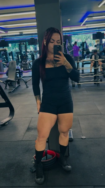 Mestiça tatuada