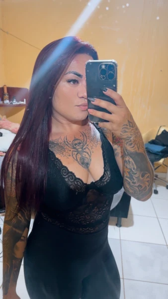 Mestiça tatuada
