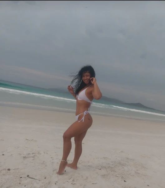 Acompanhante estilo namoradinha