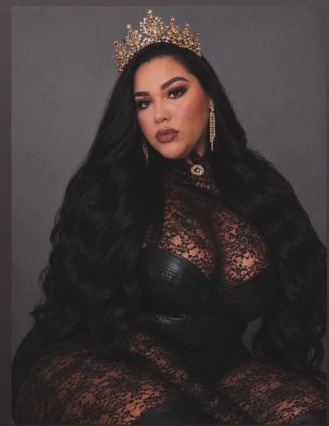 Lari Rainha do Anal