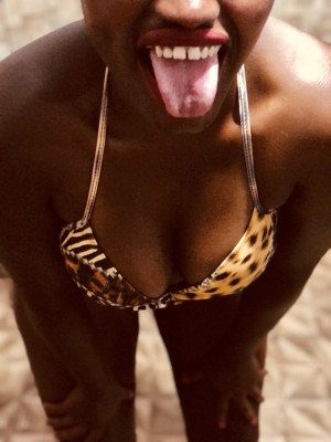 Taína Orsini profissional do sexo