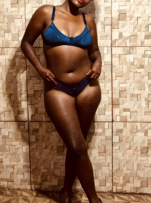 Taína Orsini profissional do sexo