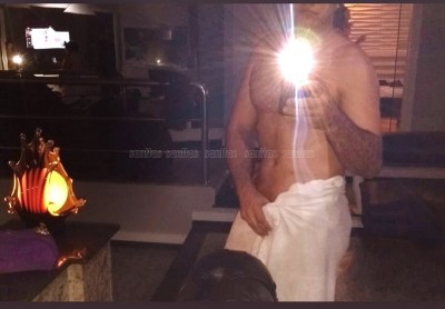 Diego comedor  de esposas disponível para realizar suas fantasias.para mulheres e casais..com massagem relaxante nas preliminares caso queira.