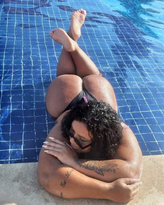 CARINE COUTINHO
