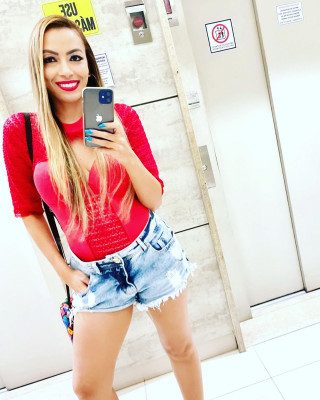 Anna Xaves com local, completa e sem frescuras