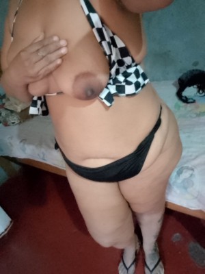 Amigas disponíveis vc escolhe uma delas