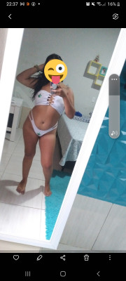 SOU UMA MORENA BEM ATRAENTE BEM LINPINHA E CHEIROSA ADORO FAZER UM BOKETE E DEICHA O CLIENTE SATISFEITO